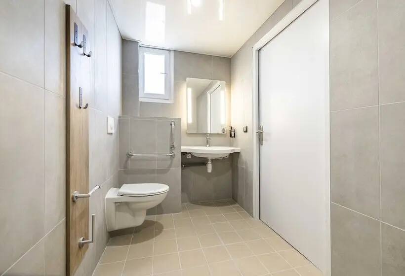هتل B&b Hôtel Perpignan Centre