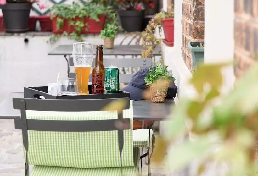 ホテル A L Hôtel Des Roys