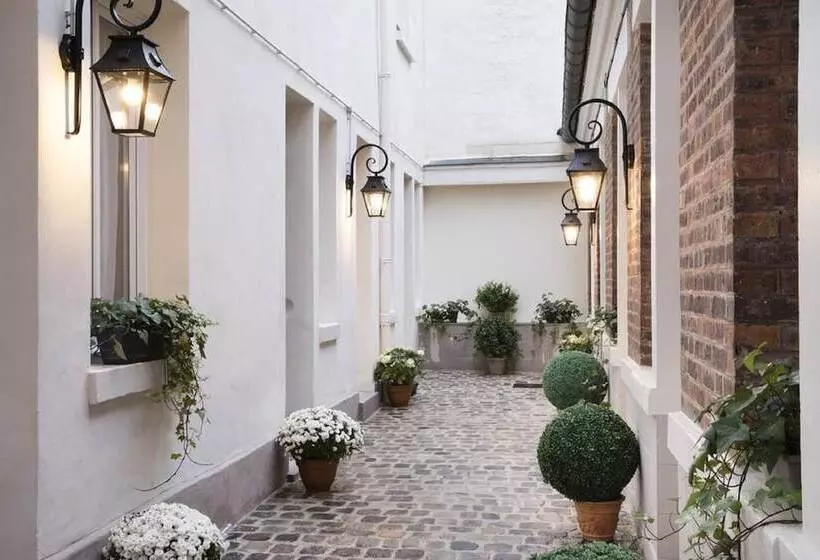 ホテル A L Hôtel Des Roys