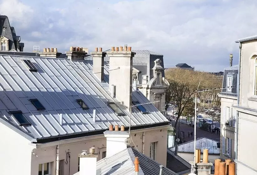 ホテル A L Hôtel Des Roys