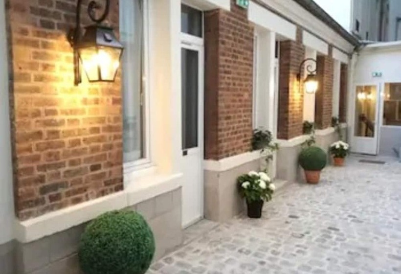 هتل A L Hôtel Des Roys