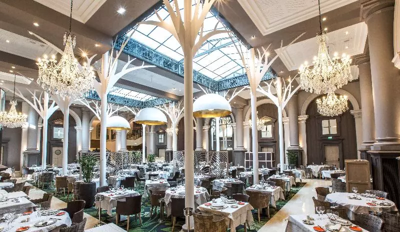 هتل Grand Hôtel Des Thermes