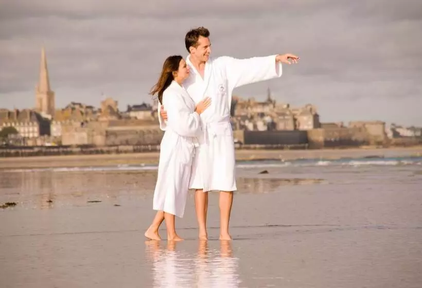 هتل Grand Hôtel Des Thermes