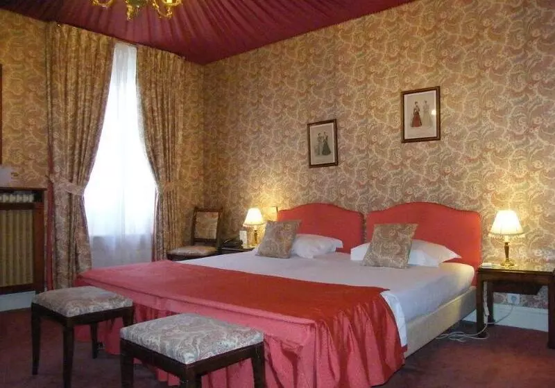 هتل Grand Hôtel Des Templiers