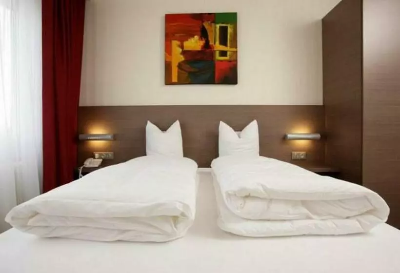 Отель Hôtel Tivoli