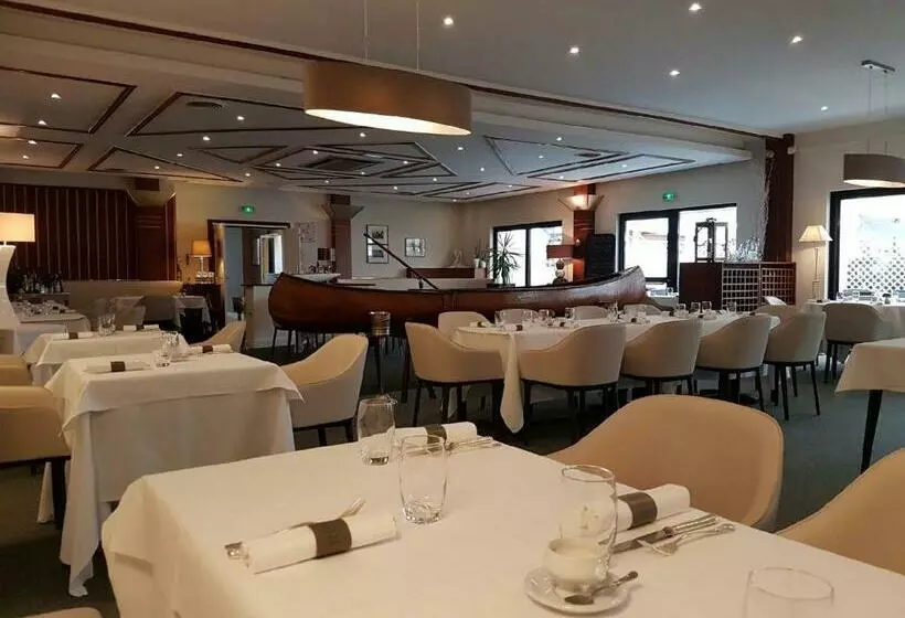 Отель Hôtel Tivoli