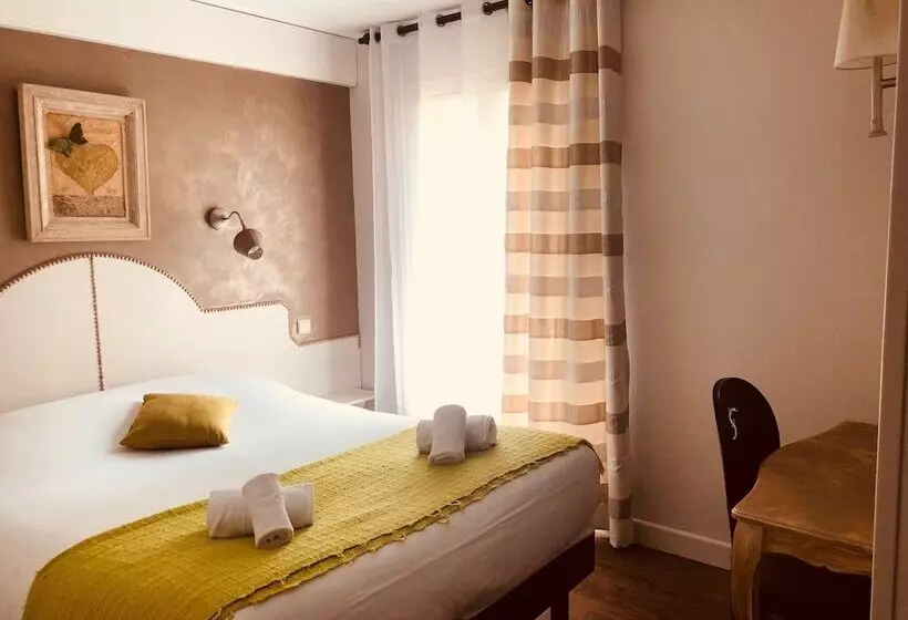 هتل Hôtel Saint Albert