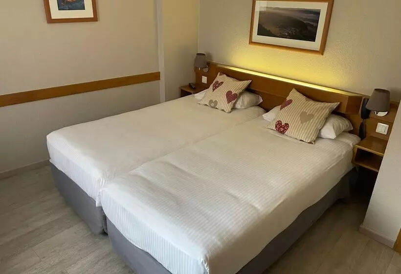 ホテル Hôtel Sainte Odile