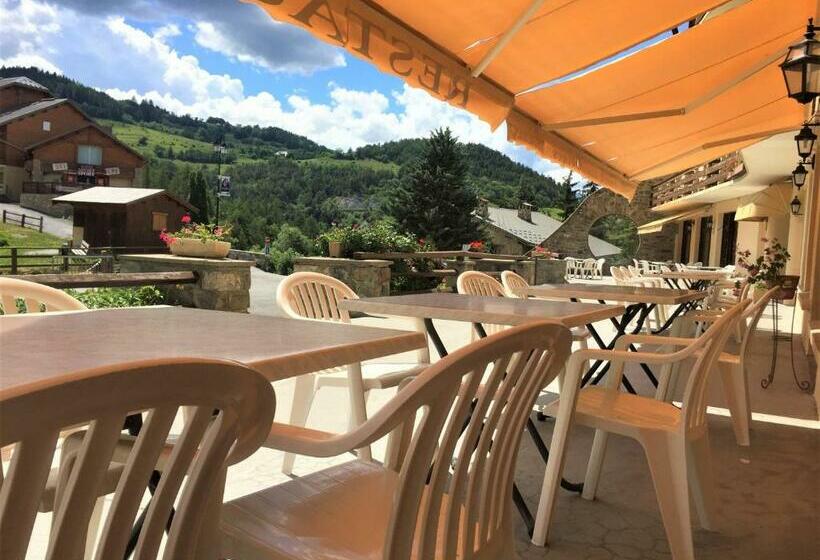 هتل Hôtel Soleil Des Neiges