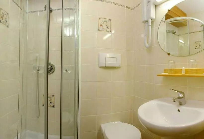 هتل Hôtel Soleil Des Neiges