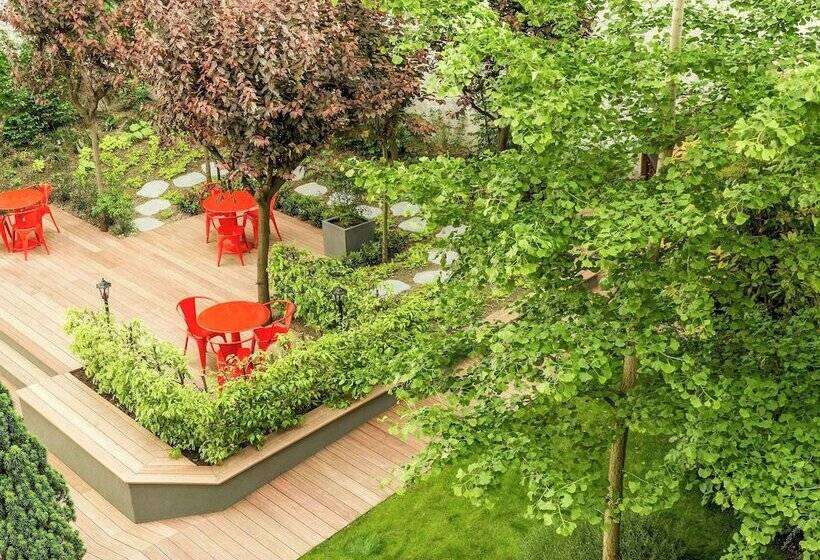 هتل Ibis Paris Gare Du Nord La Fayette