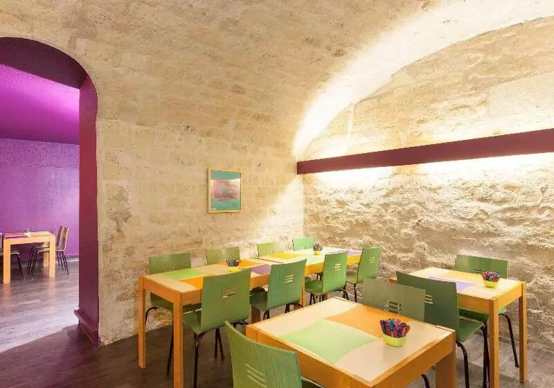 هتل Ibis Styles Paris République Le Marais