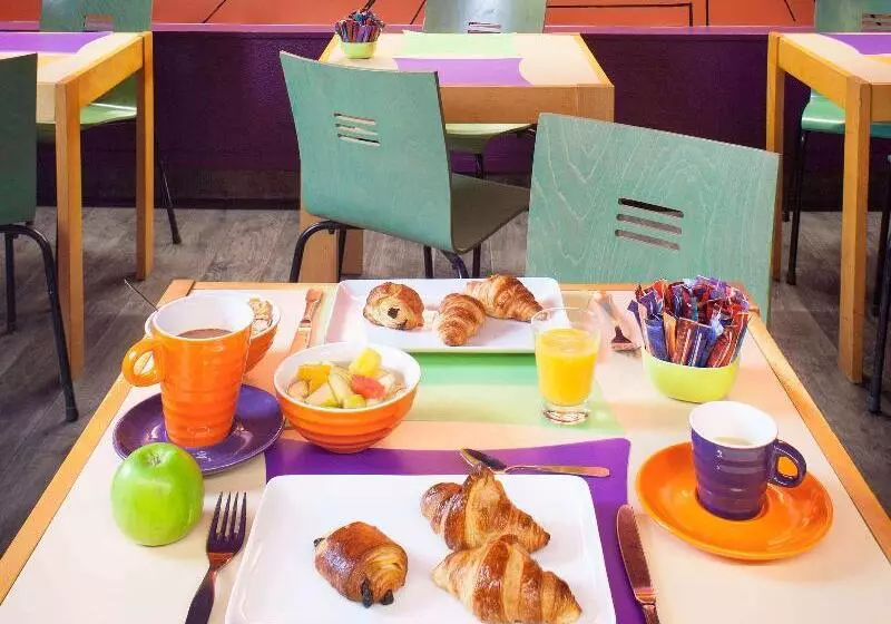 هتل Ibis Styles Paris République Le Marais