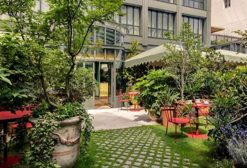 Hotelli La Fantaisie