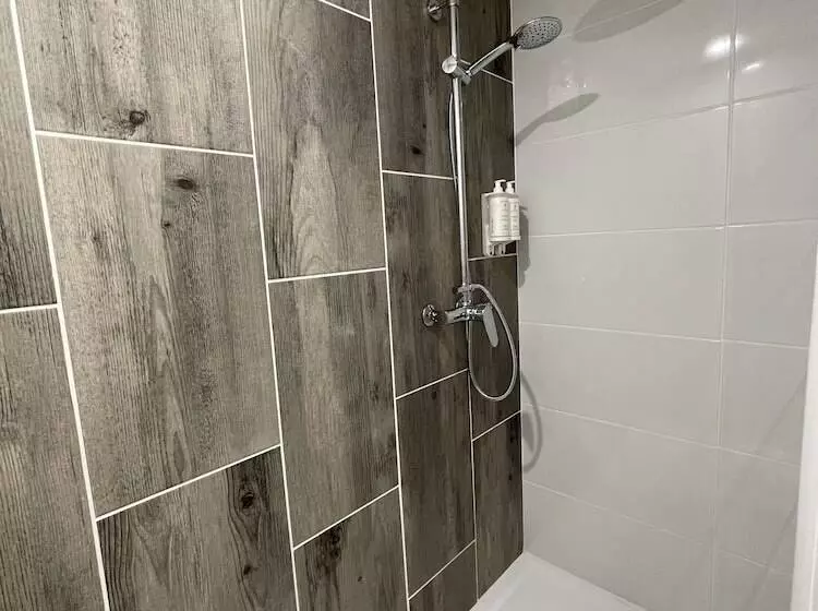 Hotel Cit Hôtel Le Welcome