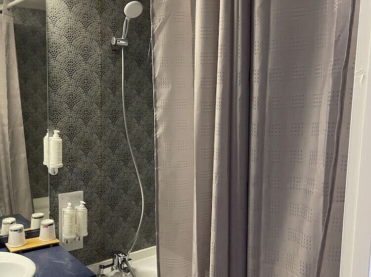 בית מלון כפרי Cit Hôtel Le Welcome