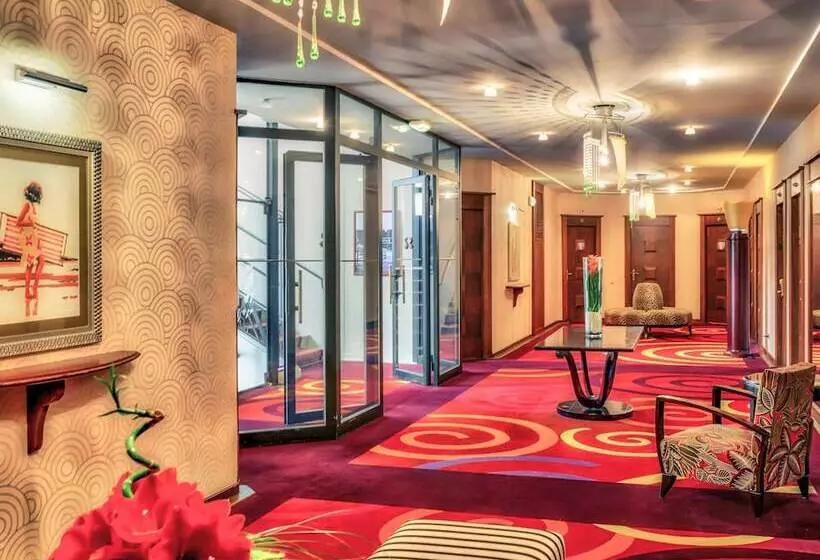 Hotel Plaza Biarritz Plage Handwritten Collection