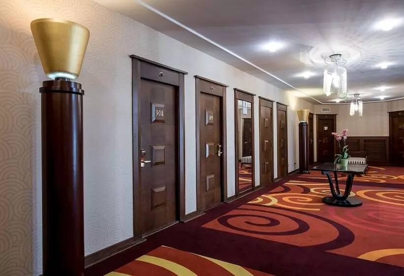 Hotel Plaza Biarritz Plage Handwritten Collection