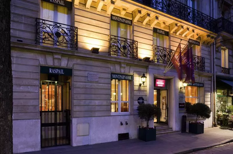 ホテル Mercure Paris Montparnasse Raspail