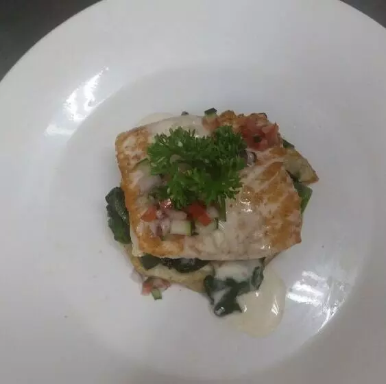 בית מלון כפרי Peninsula International