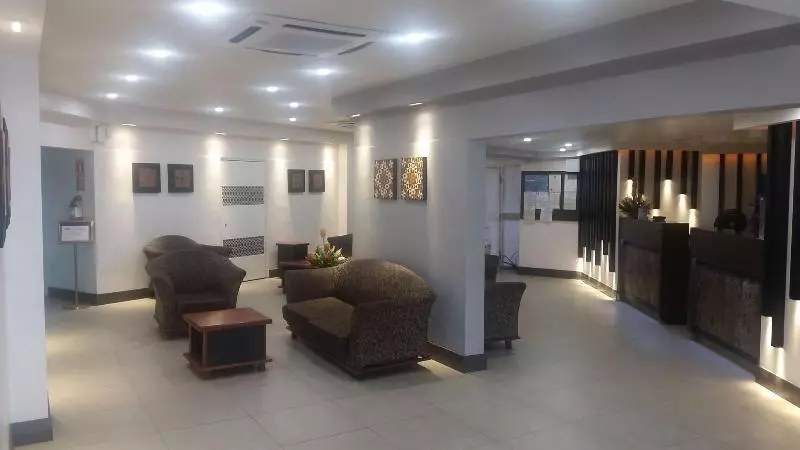 בית מלון כפרי Peninsula International