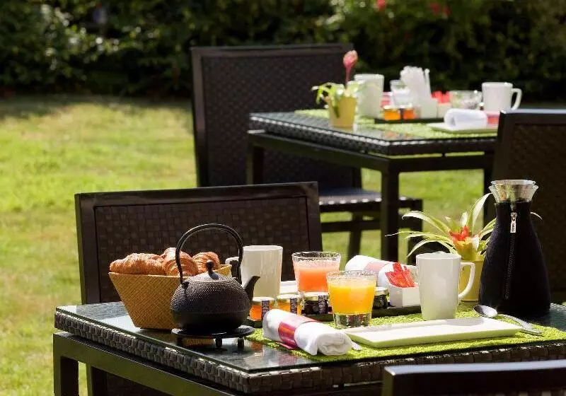 هتل Pullman Toulouse Airport