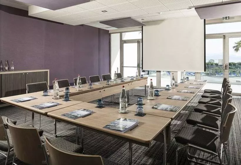 Otel Thalazur Antibes   & Spa