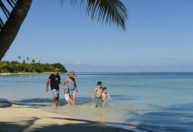 Plantation Island Resort