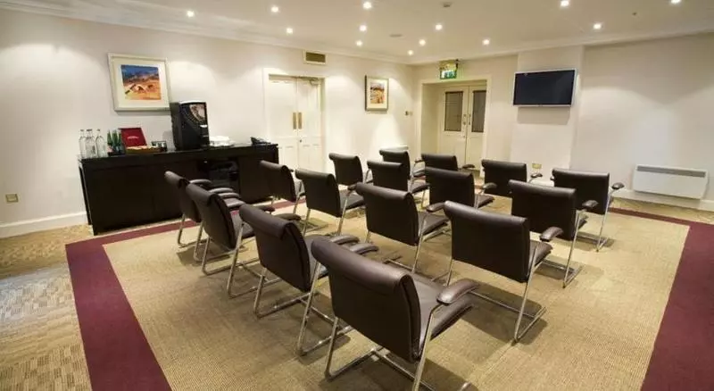 호텔 Balbirnie House