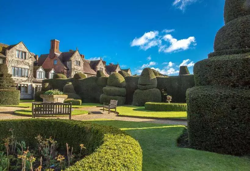 Отель The Billesley Manor