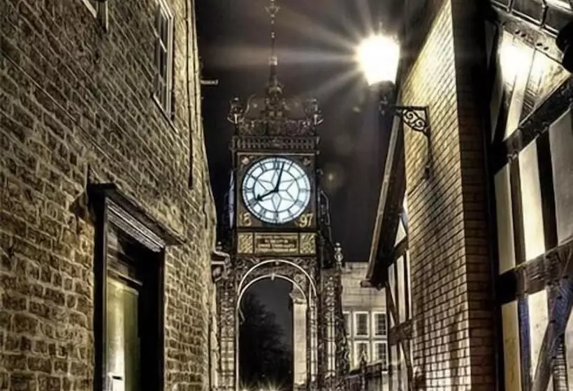 酒店 The Chester Court