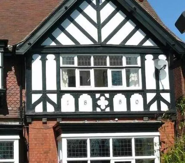 酒店 The Chester Court