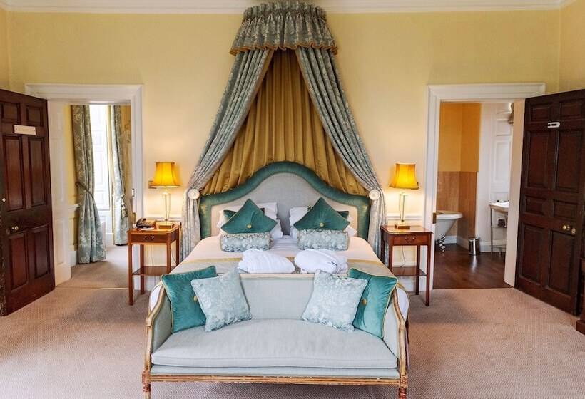 בית מלון כפרי Hintlesham Hall