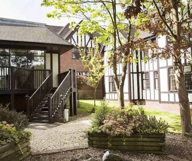 Hotel Hogarths Stone Manor