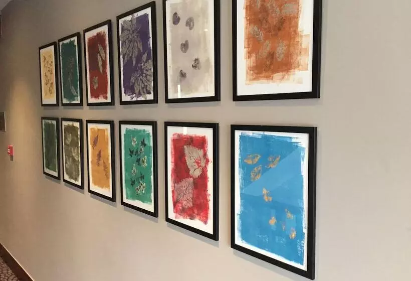 Hotel Hogarths Stone Manor