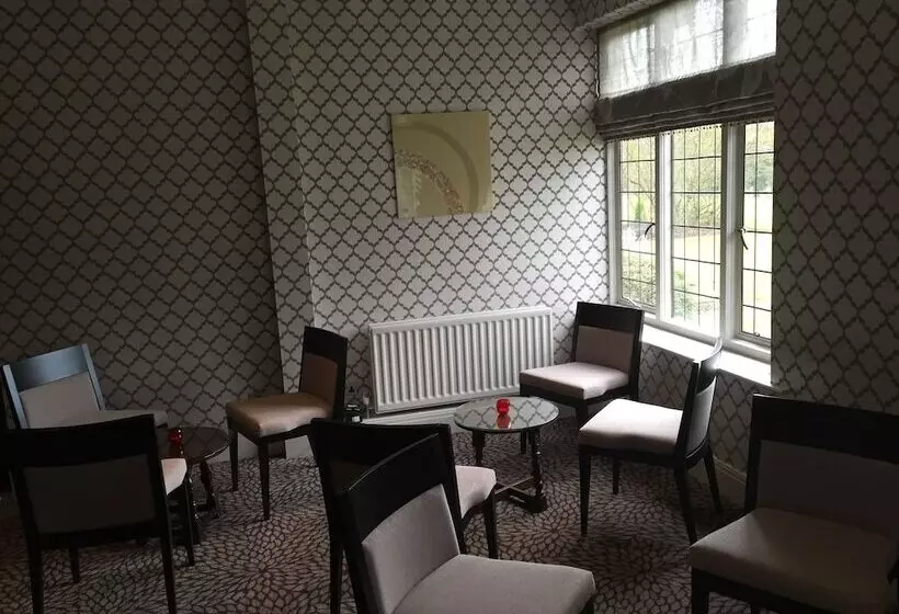 Hotel Hogarths Stone Manor