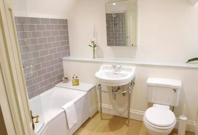 فندق Mortons Manor