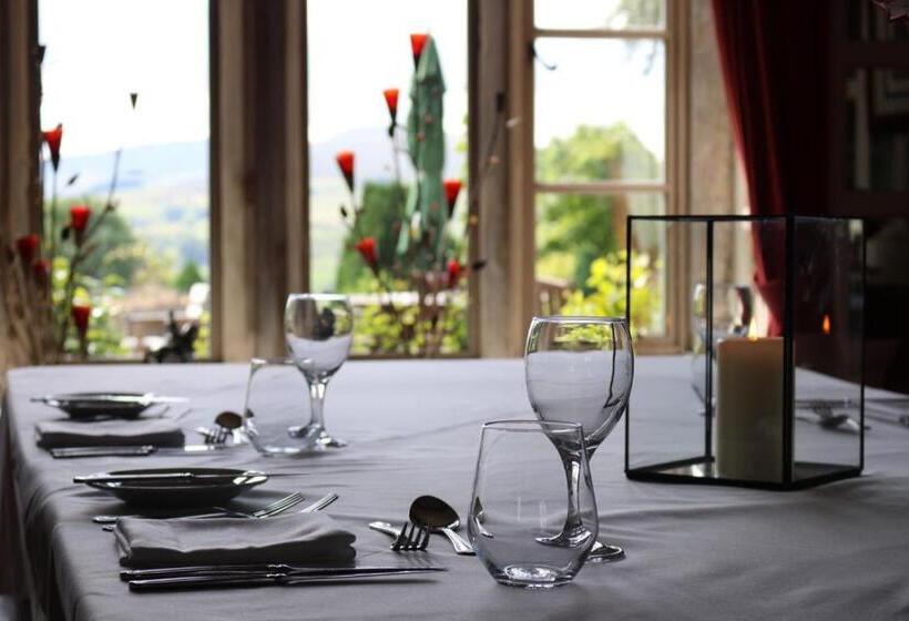 فندق Simonstone Hall