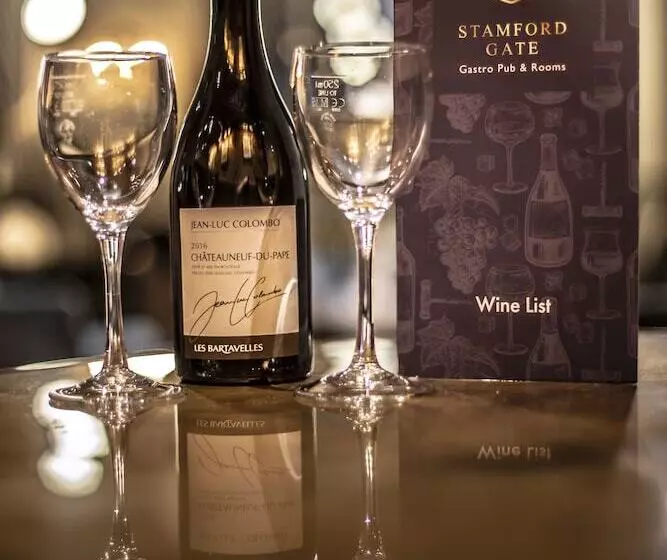 酒店 Stamford Gate