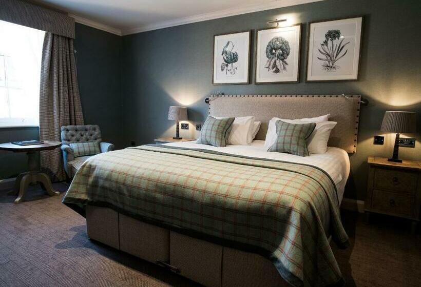 בית מלון כפרי The Beverley Arms