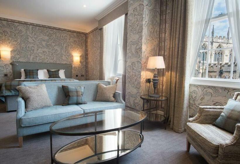 בית מלון כפרי The Beverley Arms