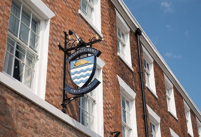 בית מלון כפרי The Beverley Arms