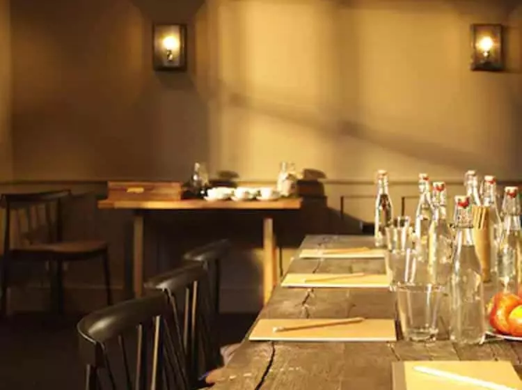 Отель The Crown