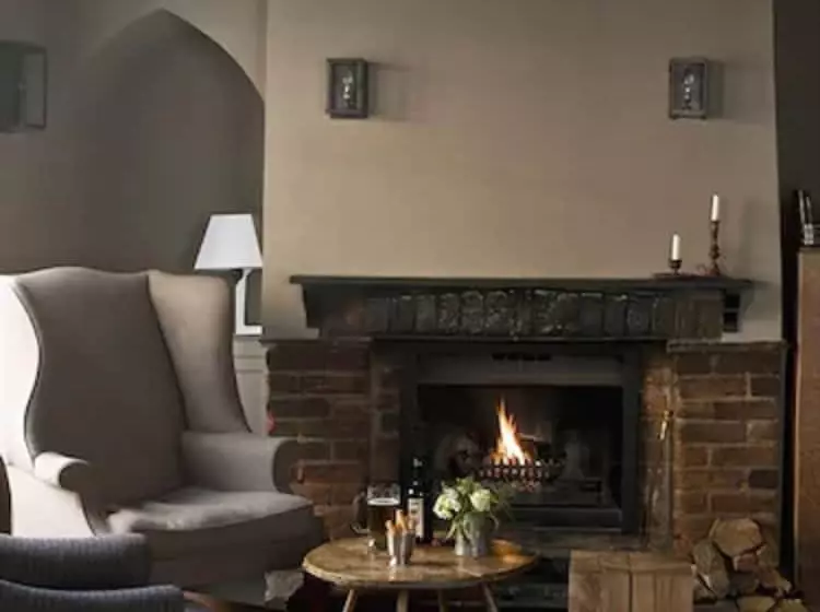 Отель The Crown