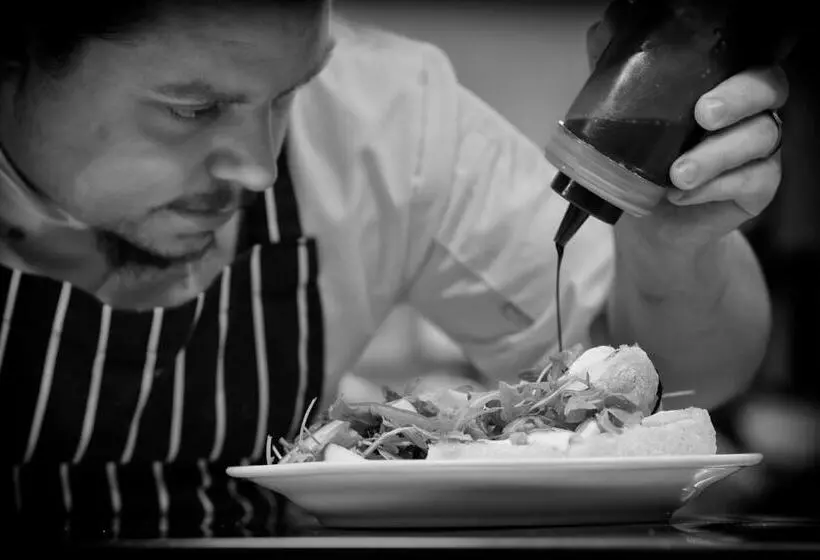 Отель Mount Pleasant