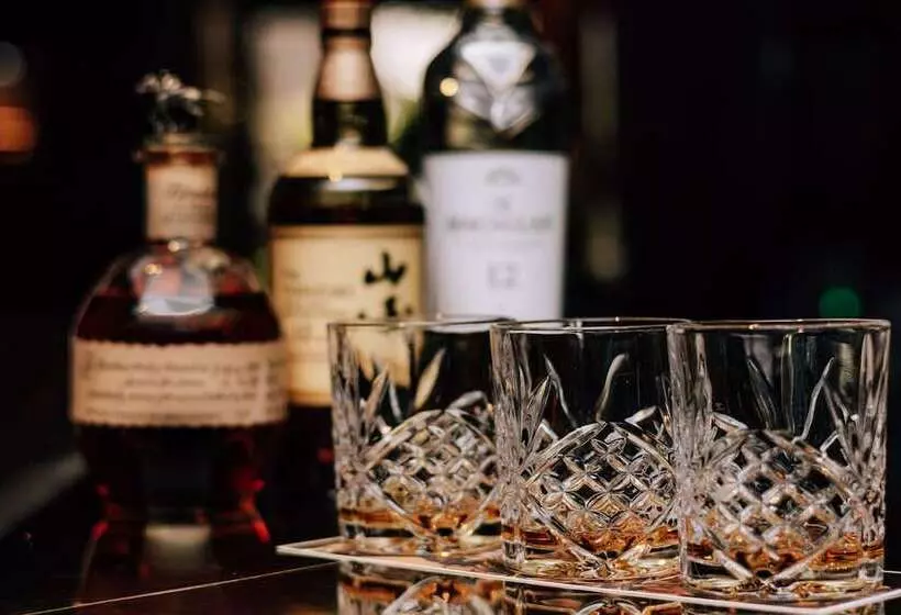 The Park Tower Knightsbridge, A Luxury Collection Hotel, London