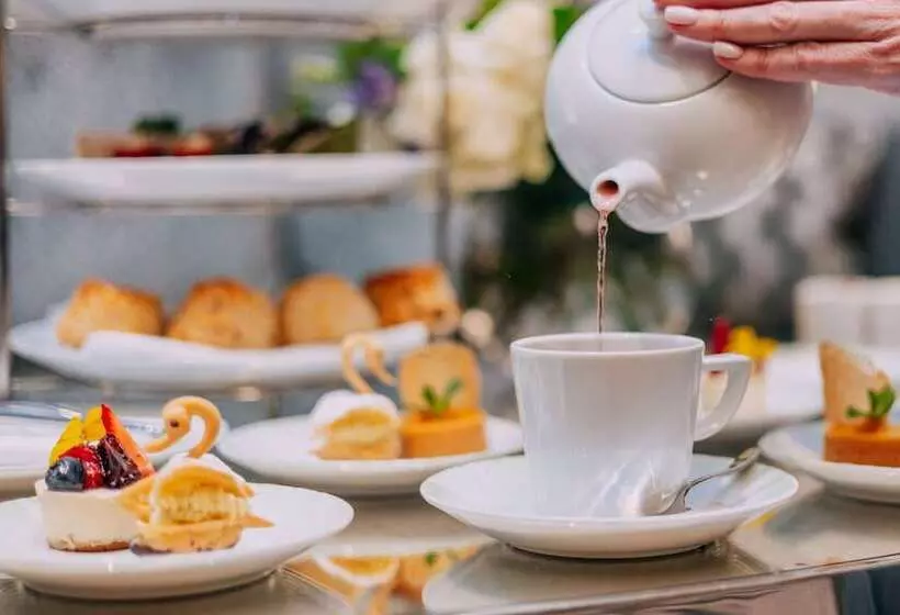 The Park Tower Knightsbridge, A Luxury Collection Hotel, London