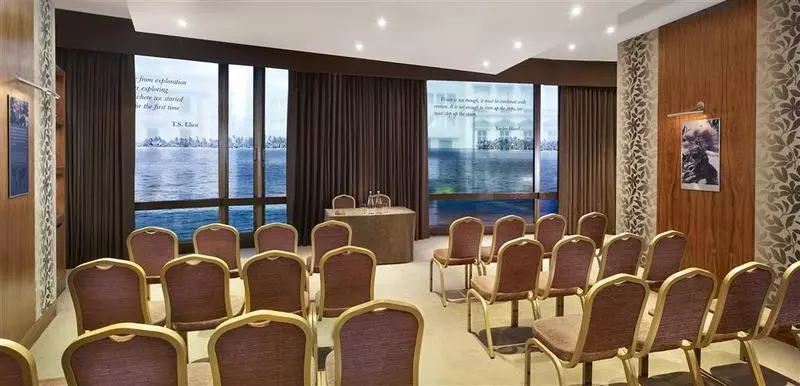 The Park Tower Knightsbridge, A Luxury Collection Hotel, London