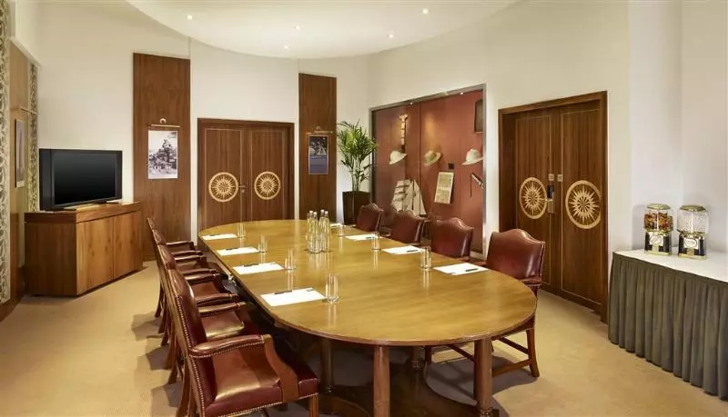 The Park Tower Knightsbridge, A Luxury Collection Hotel, London