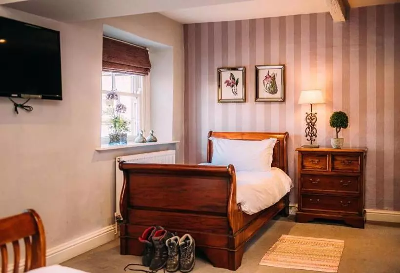 호텔 The Shireburn Arms